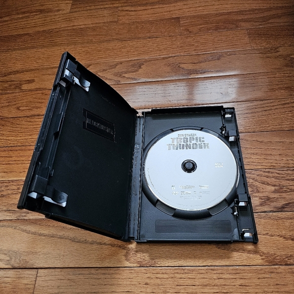 Tropic Thunder (DVD, 2008) - Unrated Director's Cut - Picture 4 of 5